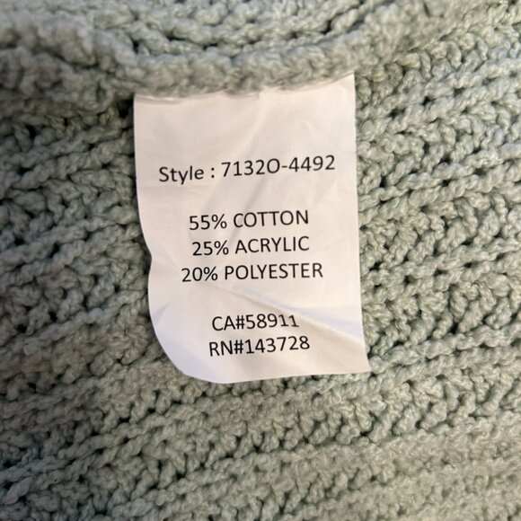 Tribal sweater Size Small - Picture 3 of 3